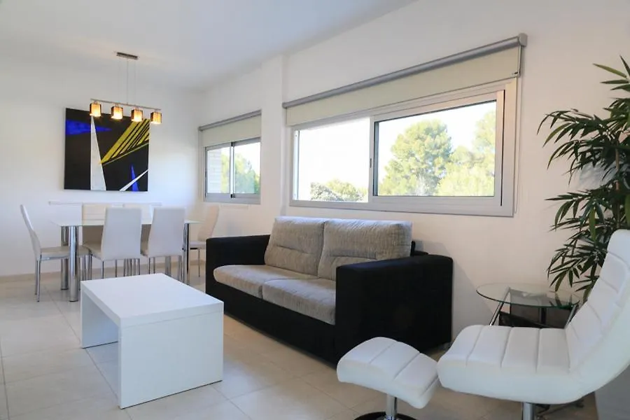 Uhc Paradise Village Family Complex Salou