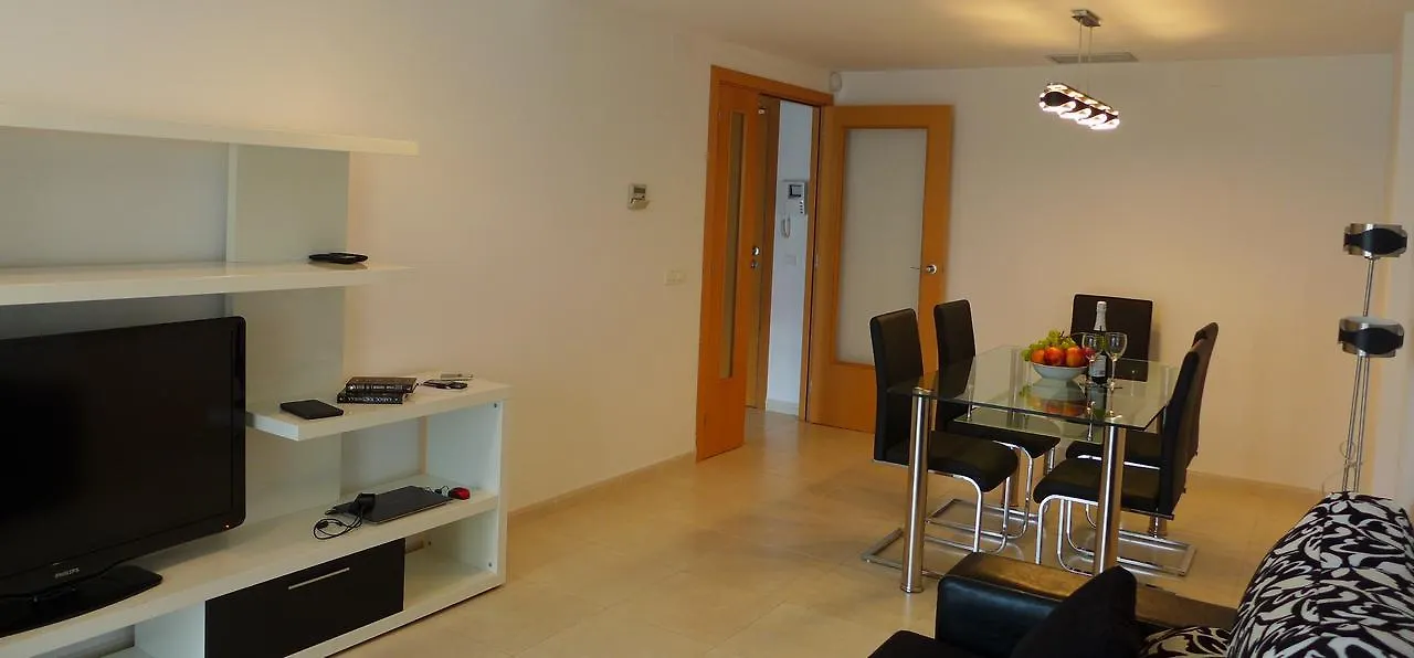 Uhc Paradise Village Family Complex Salou