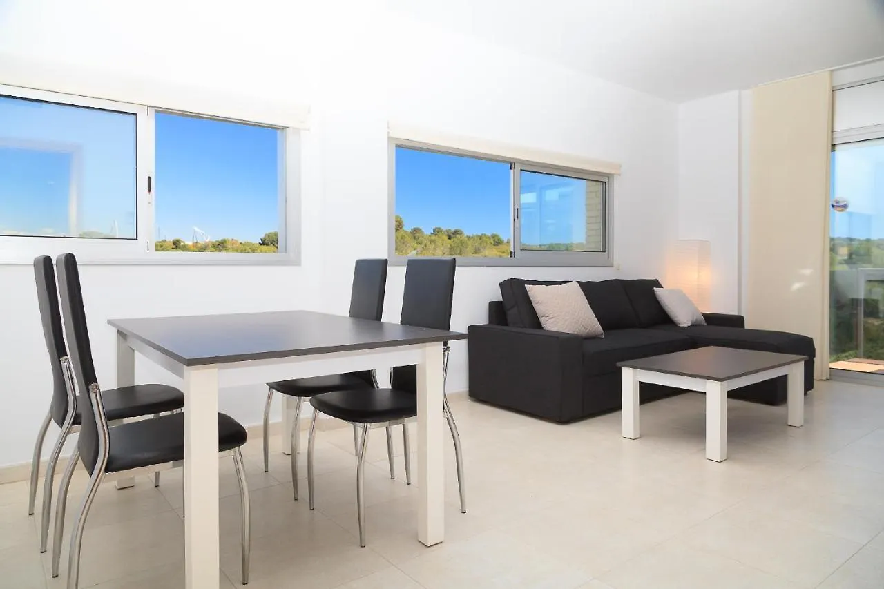 Uhc Paradise Village Family Complex Salou