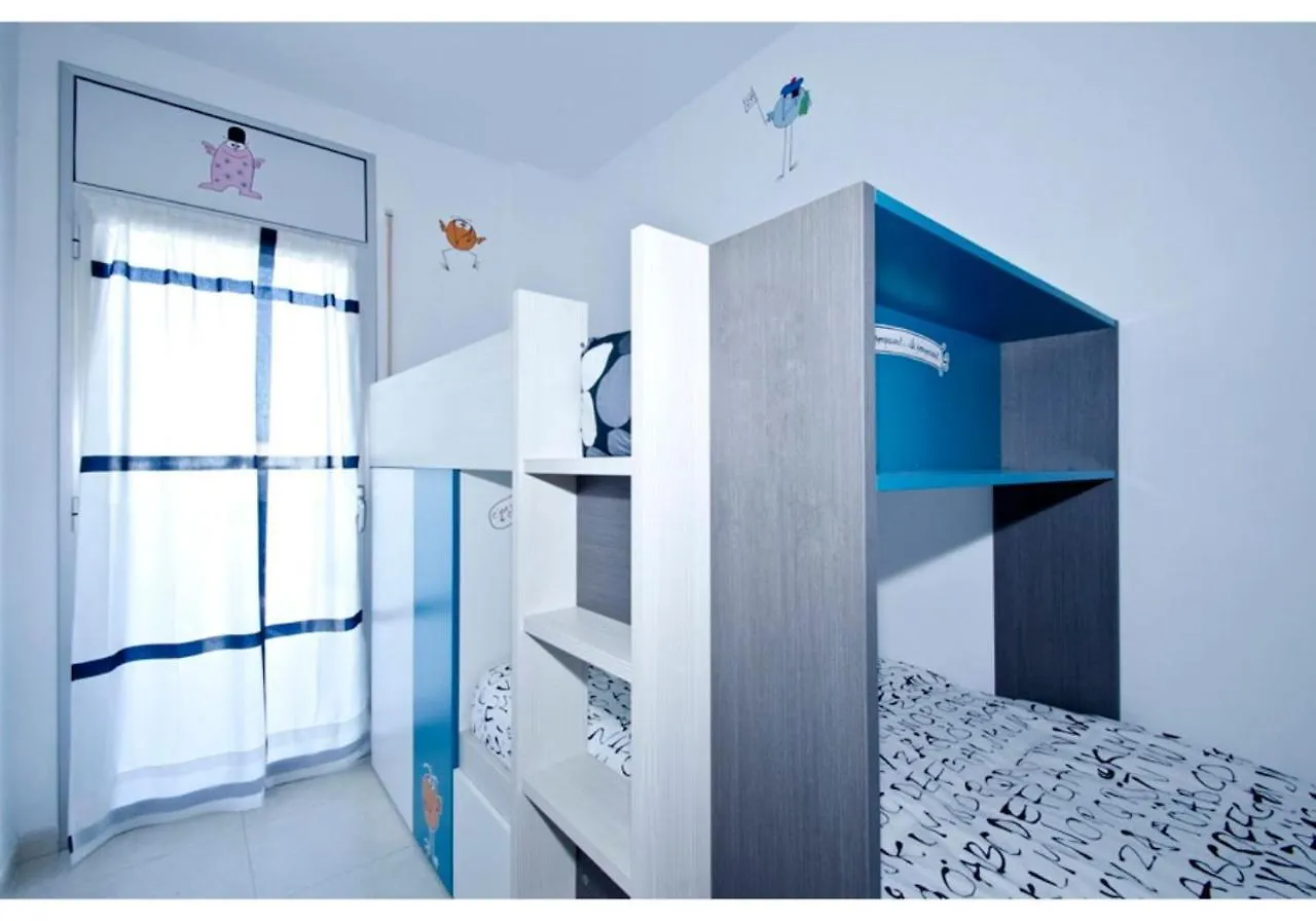 Uhc Paradise Village Family Complex Salou Apartment
