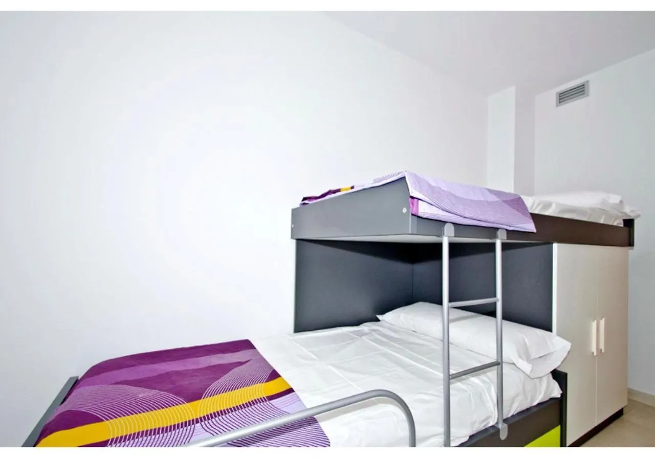 Uhc Paradise Village Family Complex Salou